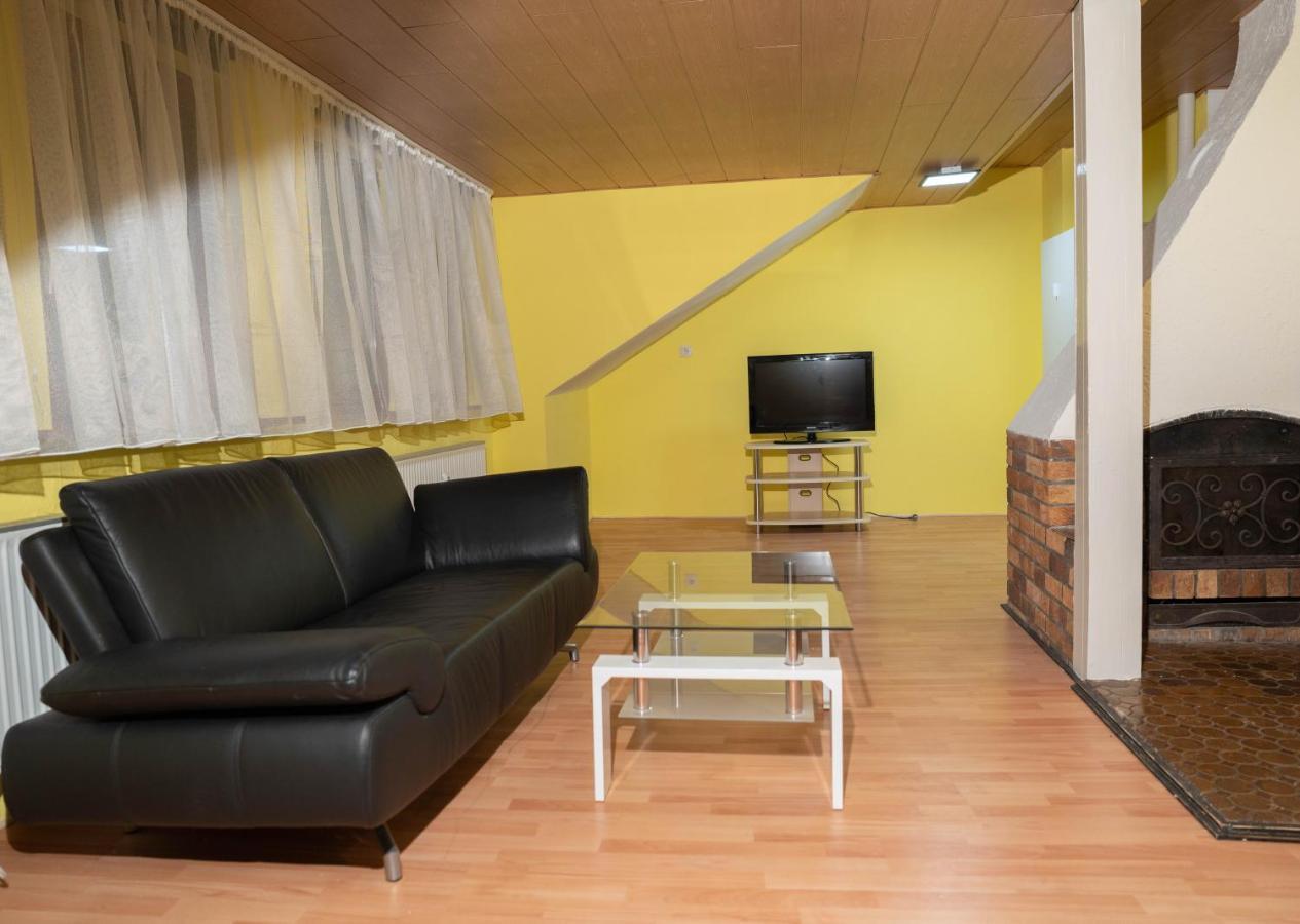 Haus Kim Thinh Apartment Betzdorf Exterior photo